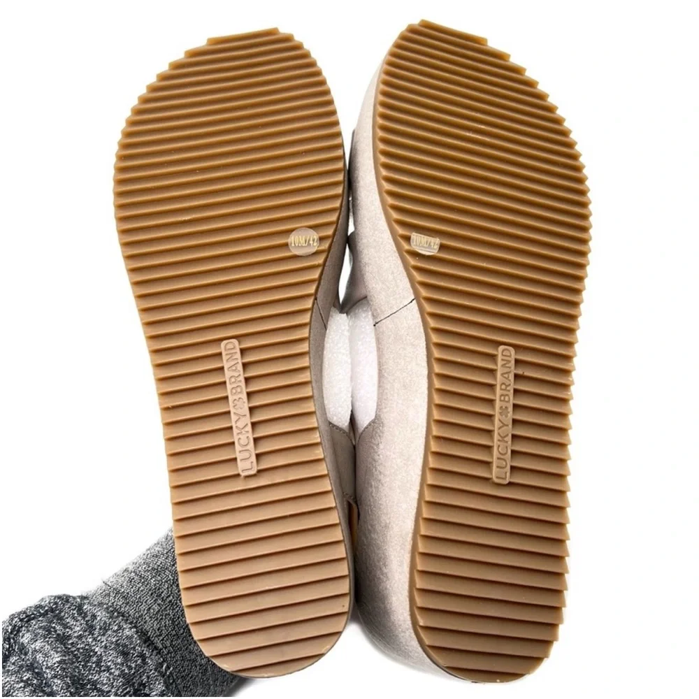 Lucky Brand Sandal Waldyna Crisscross Leather Wedge Chinchilla Oyster Size 10